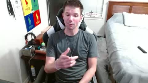 Walker online show from 10-20-25, 04:02