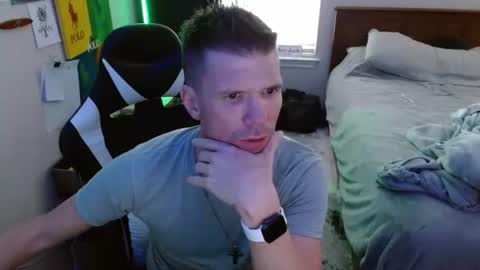 Walker online show from 12-02-25, 05:41