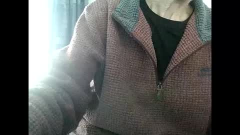 Snapshot of elfyonee chatting on 12-28-24, 01:49 elfyonee online show from 12-28-24, 01:49