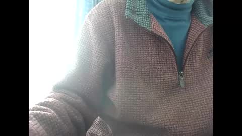 Snapshot of elfyonee chatting on 02-28-25, 12:09 elfyonee online show from 02-28-25, 12:09