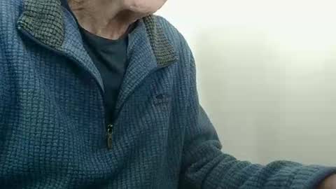 Snapshot of elfyonee chatting on 09-23-25, 02:20 elfyonee online show from 09-23-25, 02:20