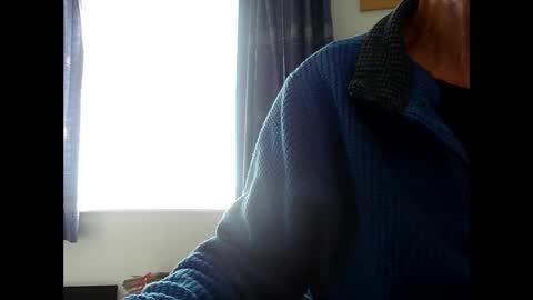 Snapshot of elfyonee chatting on 11-05-25, 11:43 elfyonee online show from 11-05-25, 11:43