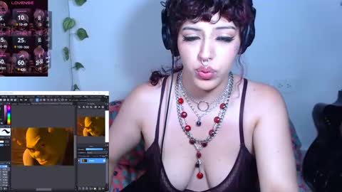 Snapshot of eli666uwu chatting on 12-17-24, 04:23 eli666uwu online show from 12-17-24, 04:23