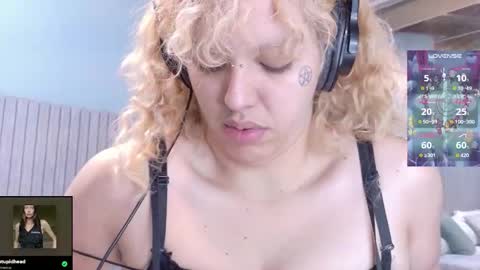 Snapshot of eli666uwu chatting on 09-28-25, 12:21 eli666uwu online show from 09-28-25, 12:21