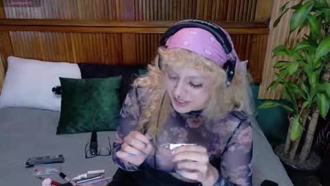 Snapshot of eli666uwu chatting on 10-08-25, 01:03 eli666uwu online show from 10-08-25, 01:03