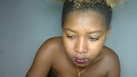 elia011 online show from 01-11-25, 10:51