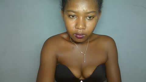 elia011 online show from 01-11-25, 09:04