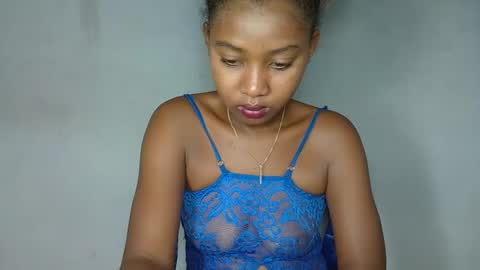 elia011 online show from 02-04-25, 10:13