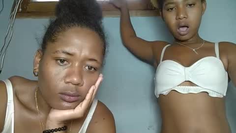 elia011 online show from 02-06-25, 02:04