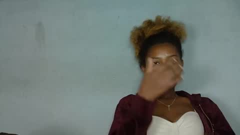 elia011 online show from 02-07-25, 02:40