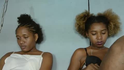 elia011 online show from 02-08-25, 10:19