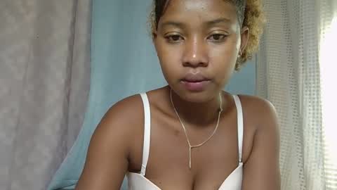 elia011 online show from 02-22-25, 07:56