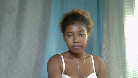 elia011 online show from 02-22-25, 02:08