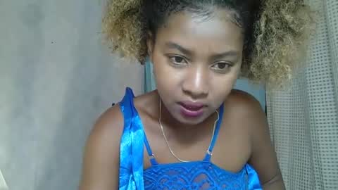 elia011 online show from 02-24-25, 05:54