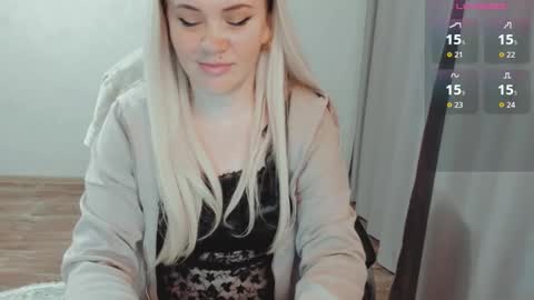 Snapshot of elia_ chatting on 11-28-25, 07:11 Ella online show from 11-28-25, 07:11