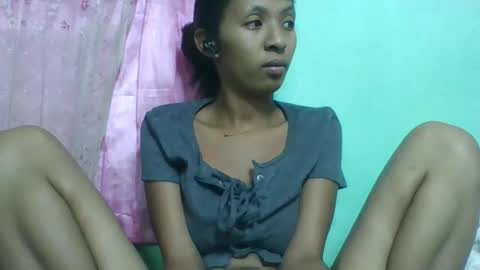 eliah193653 online show from 04-24-26, 07:55