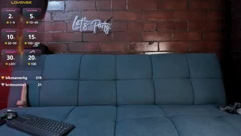 Snapshot of elian1641 chatting on 02-26-25, 09:21 elian online show from 02-26-25, 09:21