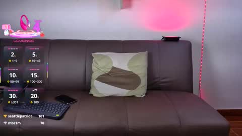 Snapshot of elian1641 chatting on 11-15-25, 07:05 elian online show from 11-15-25, 07:05