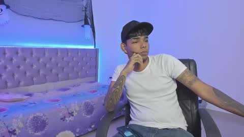 Snapshot of elias_ford chatting on 11-01-25, 08:11 elias_ford online show from 11-01-25, 08:11