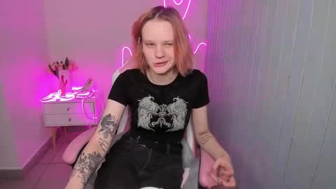 elieiza_xo online show from 10-12-25, 03:49