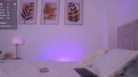 E L I I Z A B E T H   online show from 09-13-25, 12:43