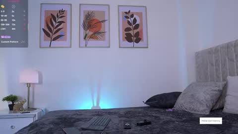 E L I I Z A B E T H   online show from 03-22-26, 11:24