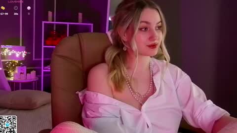 Elina online show from 03-05-25, 05:18