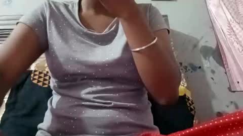 elina_roy03 online show from 10-08-25, 03:04