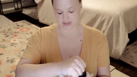 ElinaReign   online show from 03-04-26, 07:47