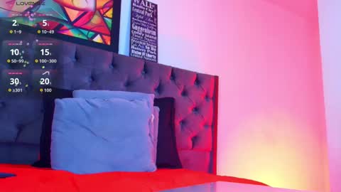 Elinne hendrix  online show from 02-24-26, 08:40