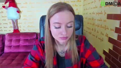 elinor_faith online show from 12-19-25, 01:07