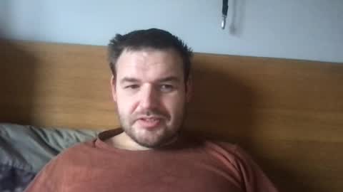 Snapshot of eliot26 chatting on 12-24-24, 11:38 e26 online show from 12-24-24, 11:38