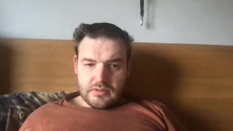 Snapshot of eliot26 chatting on 12-28-24, 09:52 e26 online show from 12-28-24, 09:52