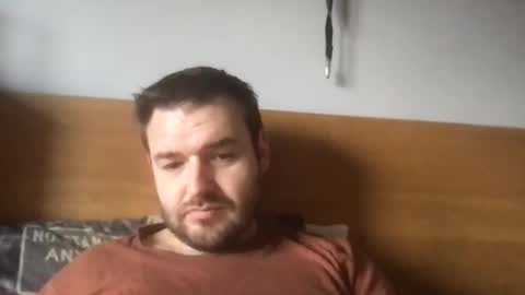 Snapshot of eliot26 chatting on 01-01-25, 10:32 e26 online show from 01-01-25, 10:32