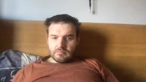 Snapshot of eliot26 chatting on 01-03-25, 11:25 e26 online show from 01-03-25, 11:25