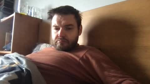 Snapshot of eliot26 chatting on 01-12-25, 01:48 e26 online show from 01-12-25, 01:48