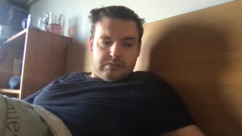 Snapshot of eliot26 chatting on 10-25-25, 11:51 e26 online show from 10-25-25, 11:51