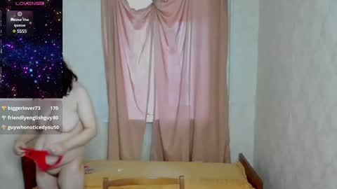 Snapshot of elis_gabbi chatting on 02-04-25, 12:51 Elis online show from 02-04-25, 12:51