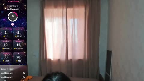 Snapshot of elis_gabbi chatting on 02-22-25, 01:33 Elis online show from 02-22-25, 01:33