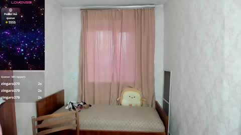 Snapshot of elis_gabbi chatting on 03-04-25, 11:32 Elis online show from 03-04-25, 11:32