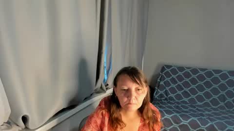 Snapshot of elis_gabbi chatting on 09-17-25, 12:45 Elis online show from 09-17-25, 12:45
