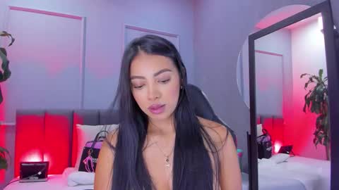 Elisa online show from 12-04-25, 08:28