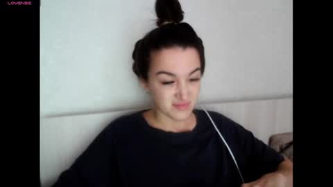 elisa_dove208 online show from 09-09-25, 04:34