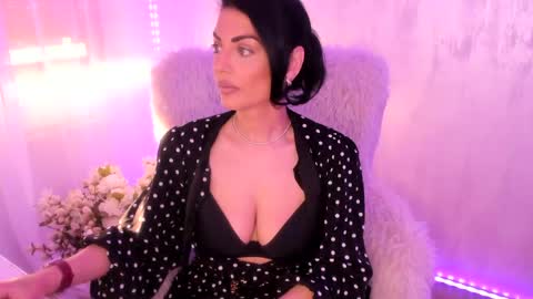 Maria online show from 04-27-26, 04:10