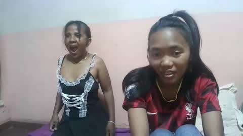 Snapshot of elisabet88 chatting on 09-25-25, 08:23 elisabet88 online show from 09-25-25, 08:23