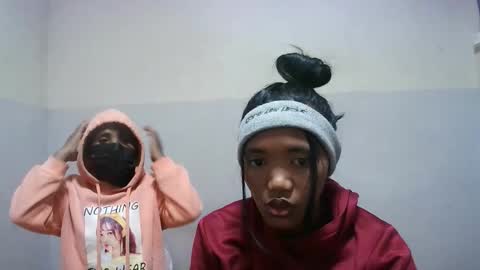 Snapshot of elisabet88 chatting on 10-06-25, 06:16 elisabet88 online show from 10-06-25, 06:16