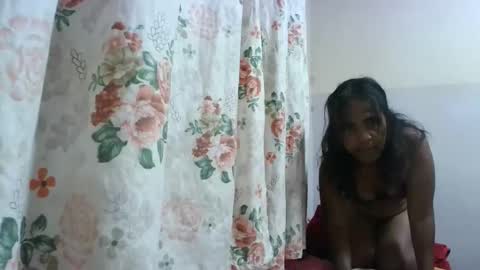 Snapshot of elisabet88 chatting on 11-25-25, 12:54 elisabet88 online show from 11-25-25, 12:54