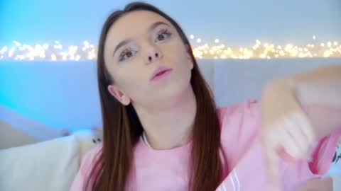 ElisabethDavis online show from 01-24-25, 03:24