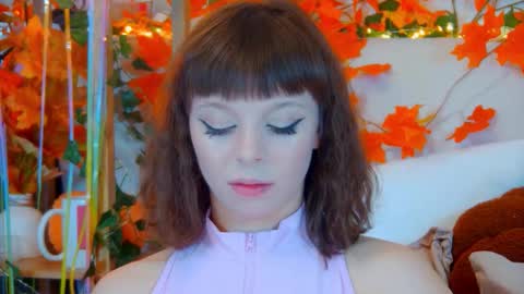 ElisabethDavis online show from 11-19-25, 10:10