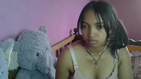 elisah01 online show from 02-16-26, 05:36